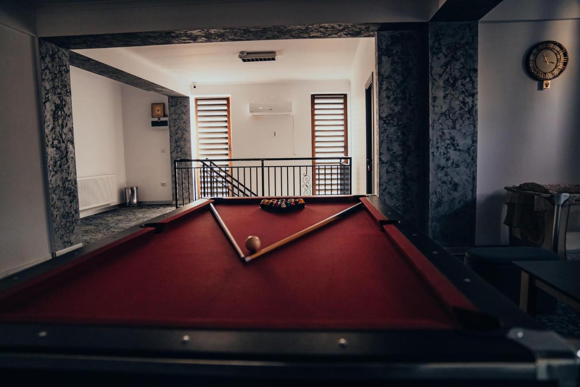 Pensiunea R&R Bailesti 外观 照片